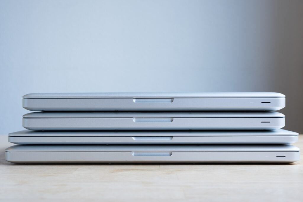 Ultimate Guide to Sleek and Lightweight Laptops