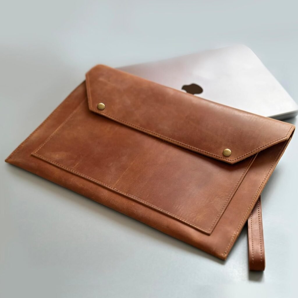 Handcrafted MacBook Pro Leather Sleeve - 13-14 inch - Lightweight Stylish Protection for Laptop - Essential Zipped Pocket - Snap Closure (Leather Sleeve)
