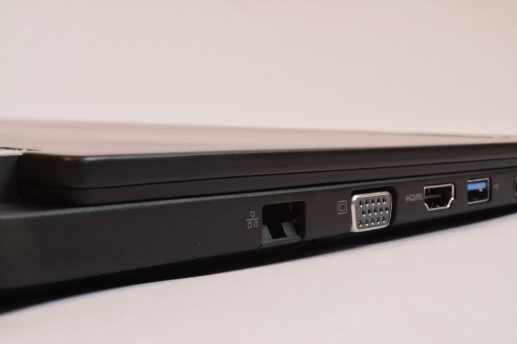 The Ultimate Guide to Cleaning Laptop Ports